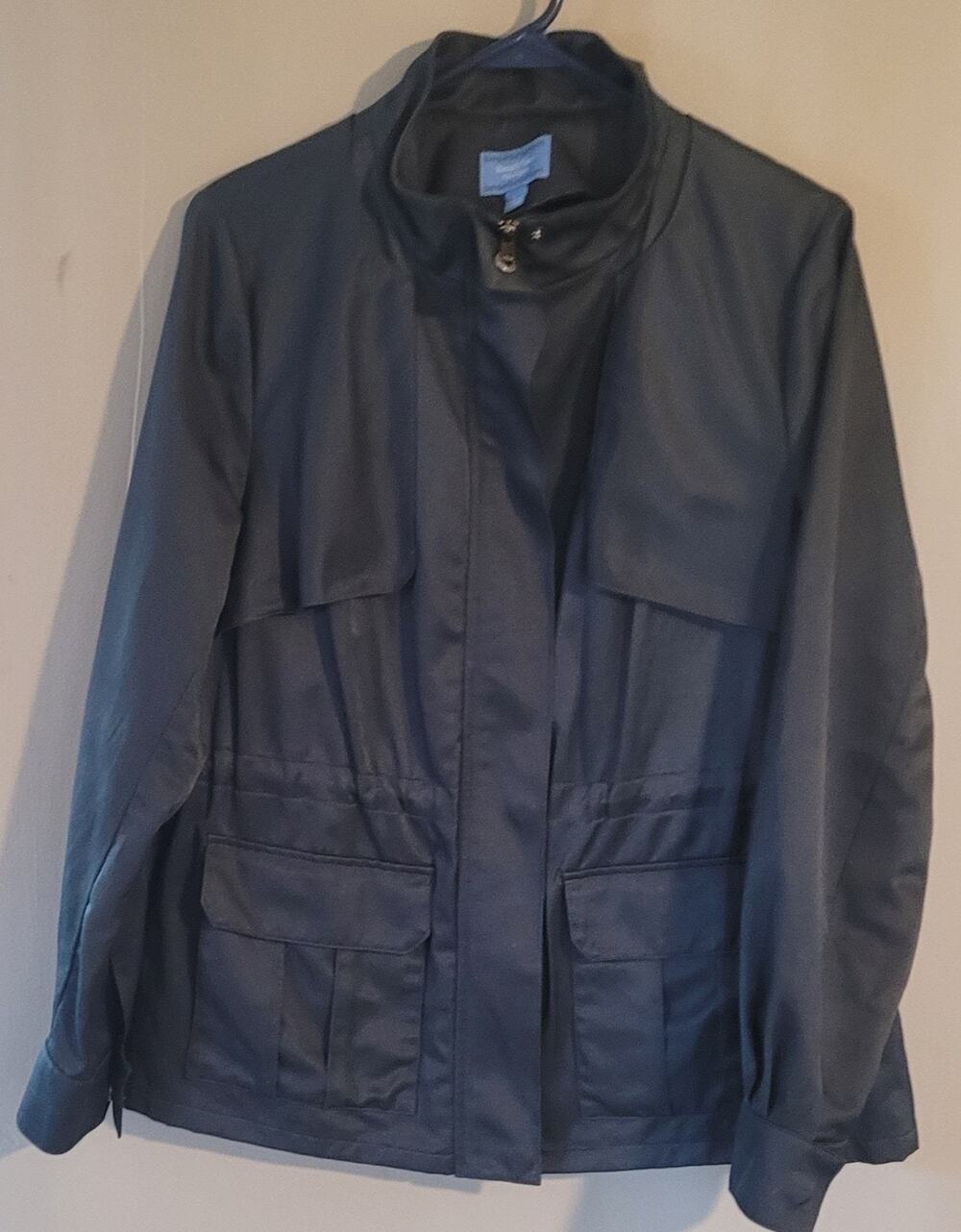Women's simply vera vera Wang zip up jacket with pockets dark blue size Large